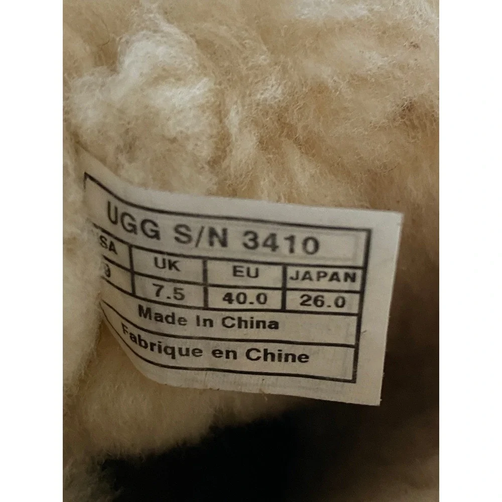 UGG Australia Classic Short Chestnut Suede Pink Ribbon Breast Cancer Boots